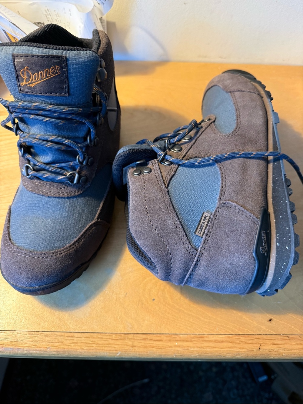 Danner women’s Jag boots. New without box